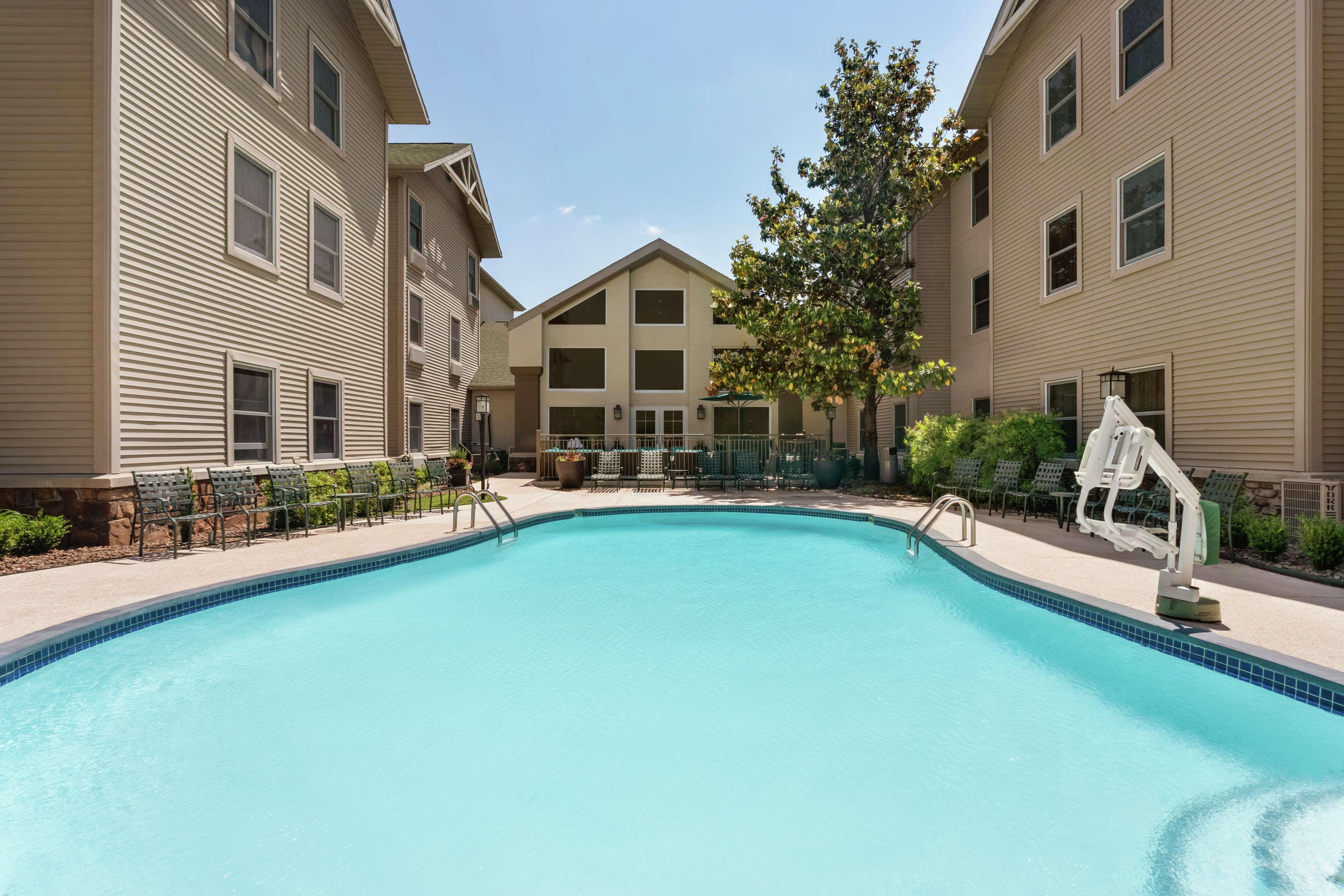 Hampton Inn And Suites Springdale Exterior foto